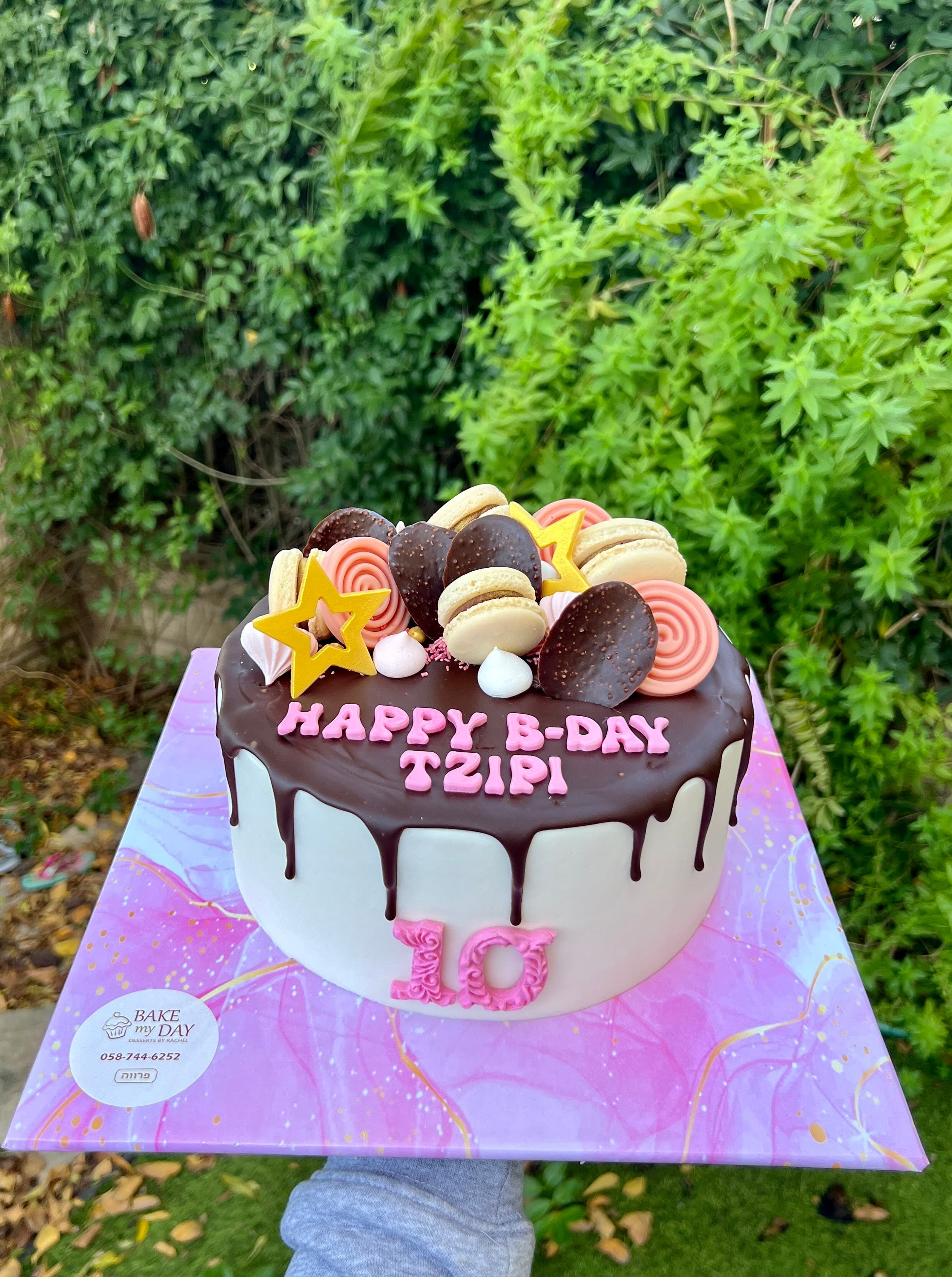 chocolate drip macaron cake